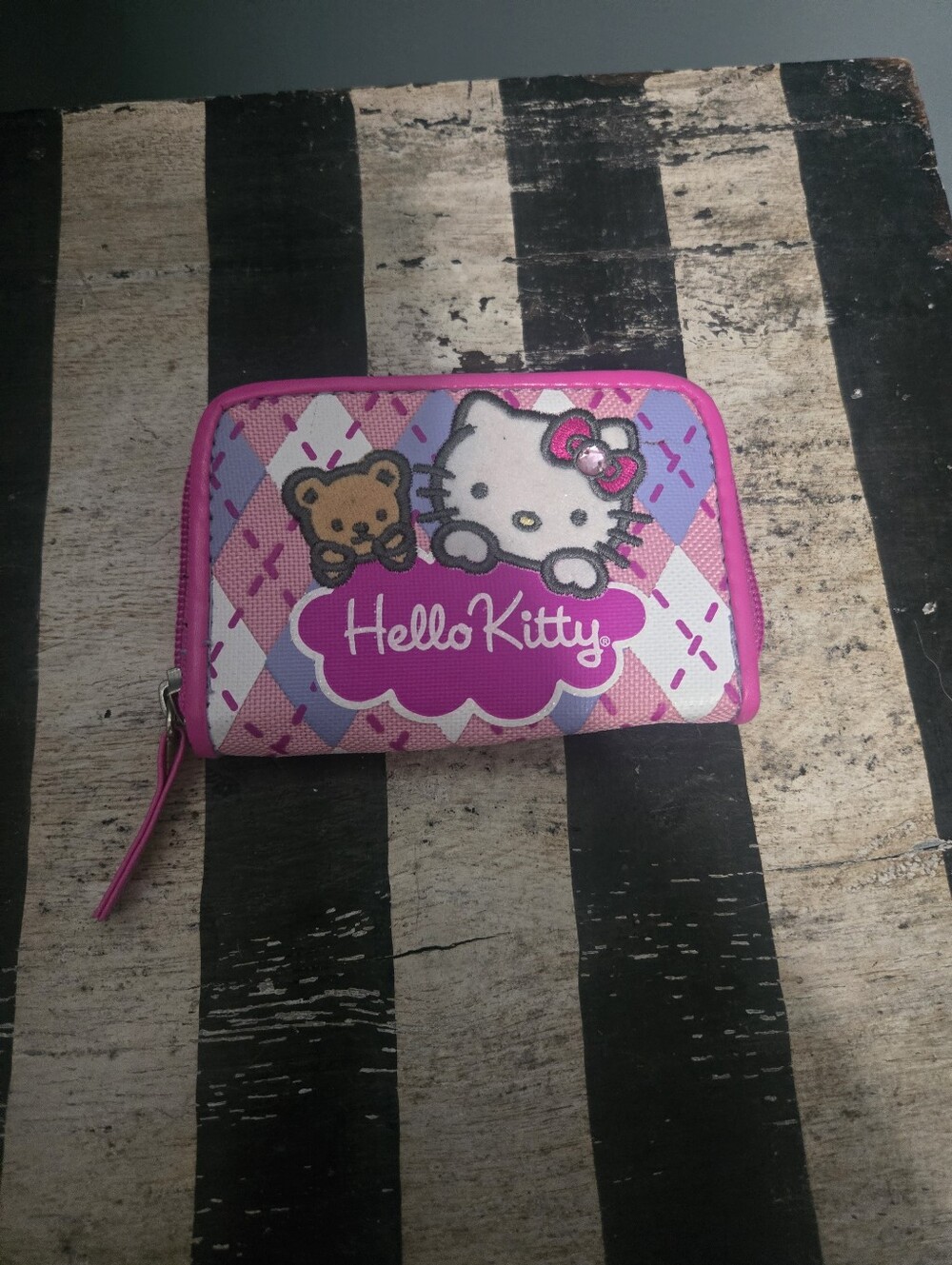 Vintage 2000's Hello Kitty Wallet